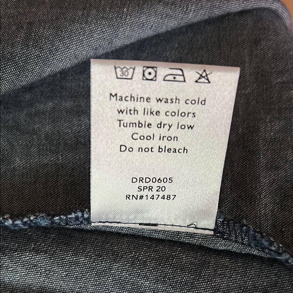 Draper James Chambray denim Wrap Dress Size 10 - Picture 10 of 10